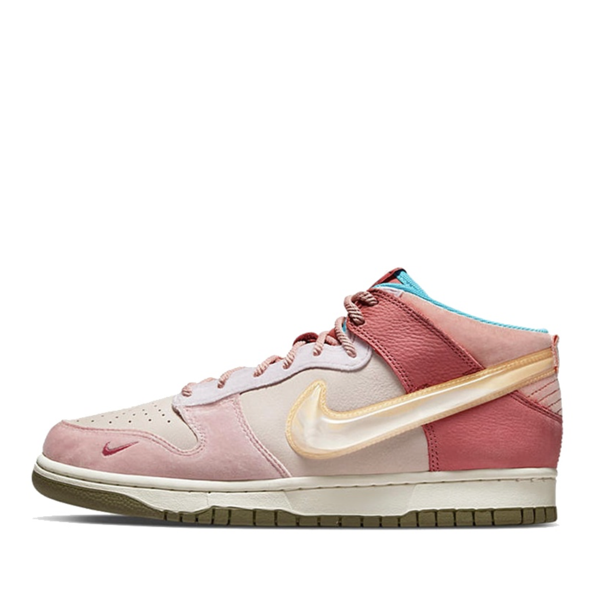 Nike Dunk Mid 'Strawberry Milk'