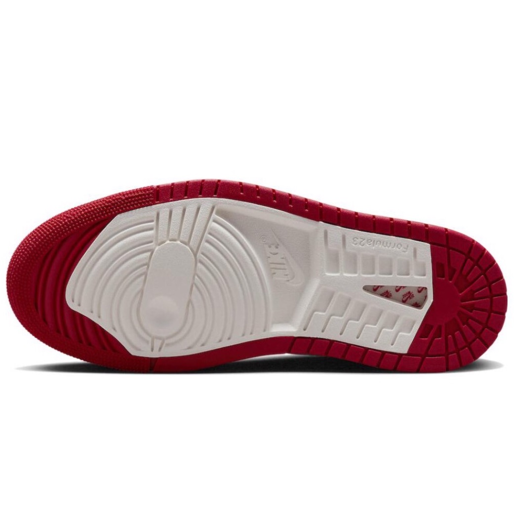 Nike Air Jordan 1 High OG "Valentine's Day" (2024)